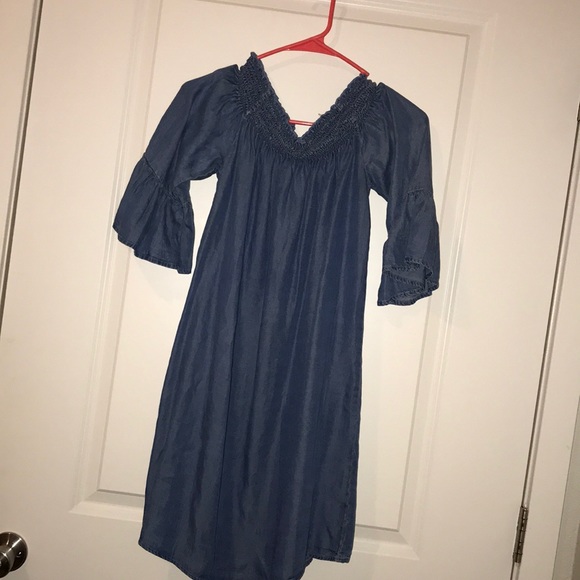 Haute Monde Dresses & Skirts - Denim off the shoulder dress